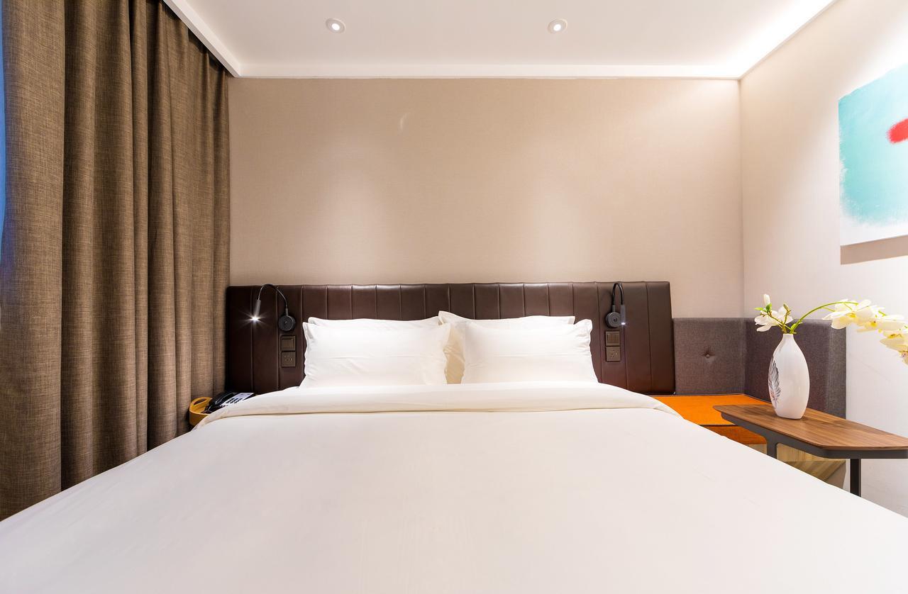 ฮั่นถิง พรีเมียม โฮเทล ต้าผูเฉียว ซันมูน ไลท์ เซ็นเตอร์ Hotel เซี่ยงไฮ้ ภายนอก รูปภาพ